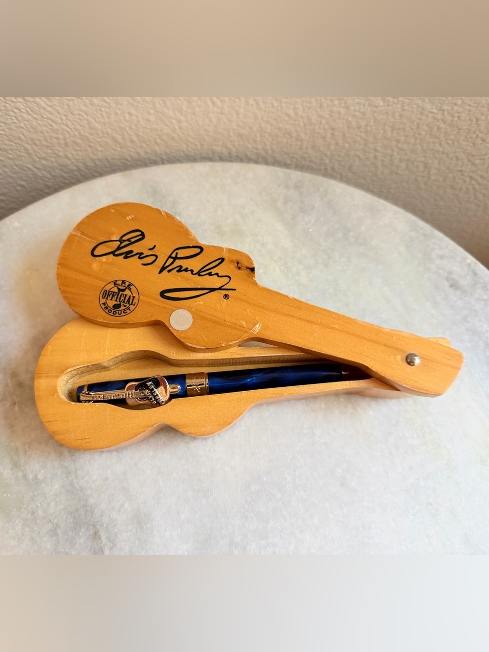 Elvis Presley Collectible Pen in Guitar Case - Blue